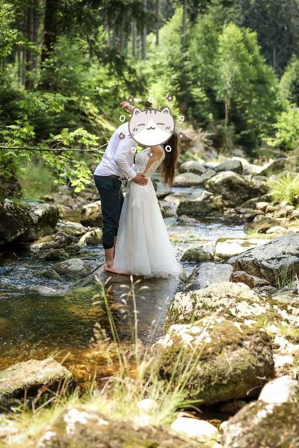 Sprzedam suknię ślubną S