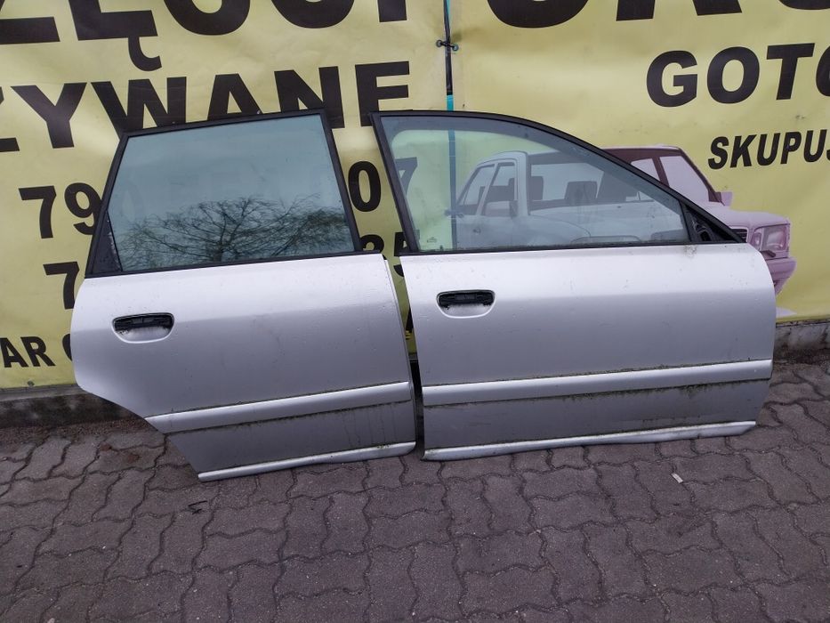 Audi a4 b5 lift LA7W drzwi prawy przód  przednie prawe pasażera