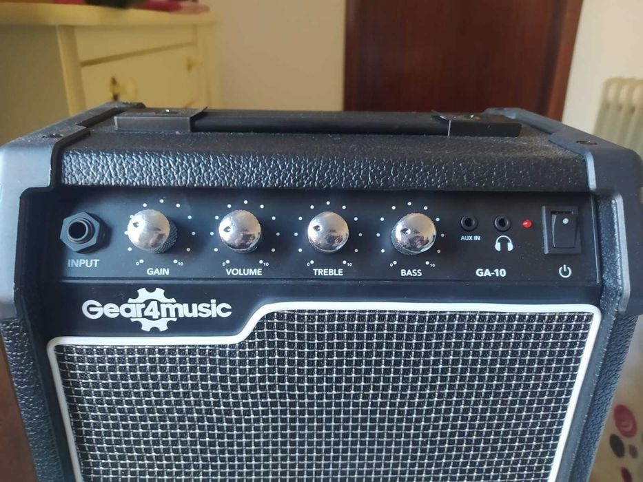 Amplificador de guitarra 10w