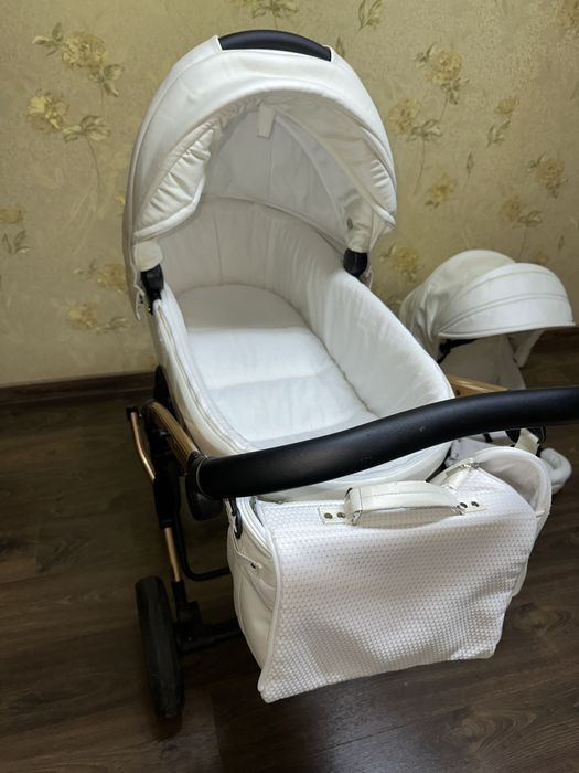 коляска 2 в 1 Junama Diamond