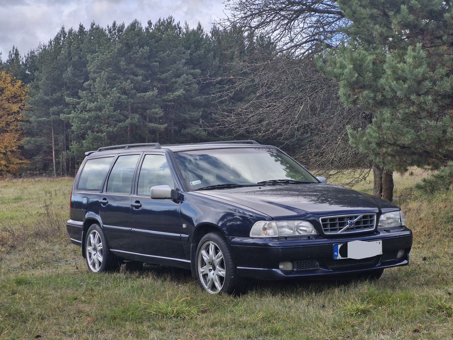Volvo V70 Volvo V70R 2.3T AWD