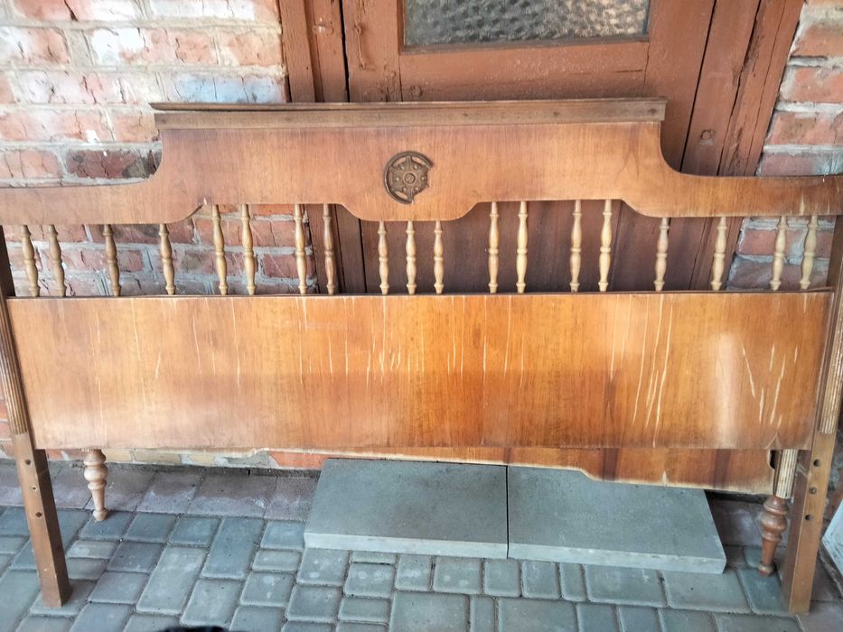 Бильця для ліжка