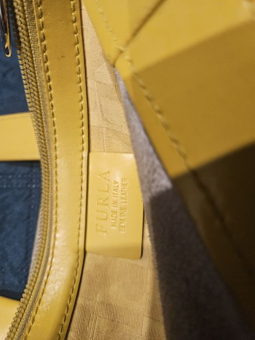 Torebka FURLA żółta.
