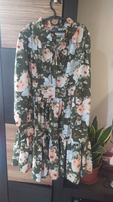 Продам нове платья для дівчинки