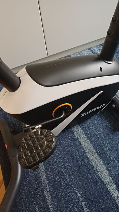 Rowerek stacjonarny treningowy Zipro Beat RS