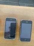 2x iPhone 3G (2009)
