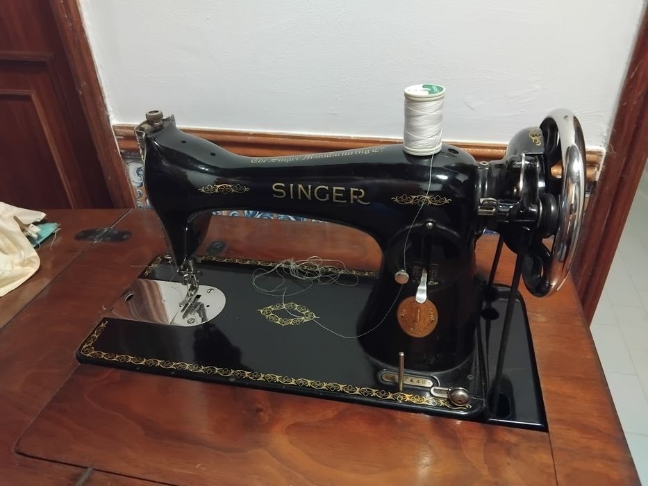 Máquina de costura Singer