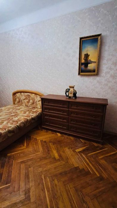 3-к. кв. Гаврилишина 12/16 Політехнічний інститут Лук'янівська