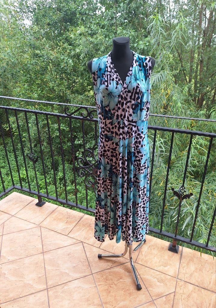 Długa sukienka maxi rozmiar XL 42 / XXL 44 / XXXL 46