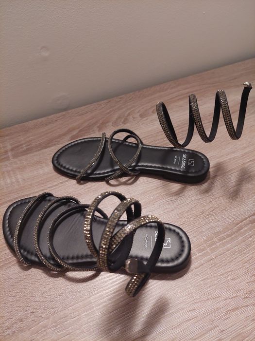Sandálias  como novas