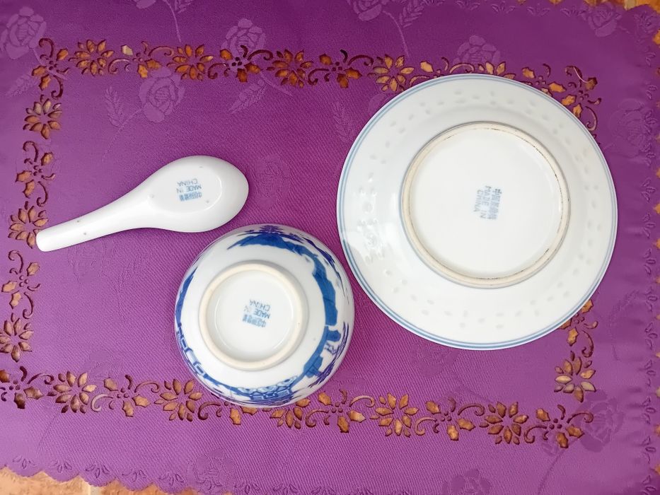 Talerzyk, miseczka i łyżeczka CHINY. Odbiór osobisty lub wysyłka.