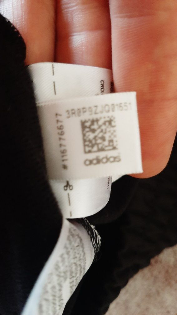 Шорти adidas , оригінал розм. М