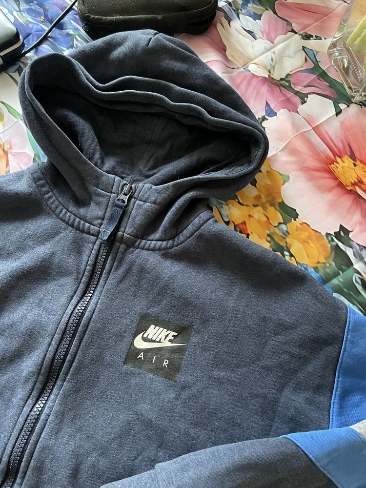 Rozpinana bluza z kapturem NIKE 10/12lat