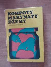 Kompoty marynaty dżemy