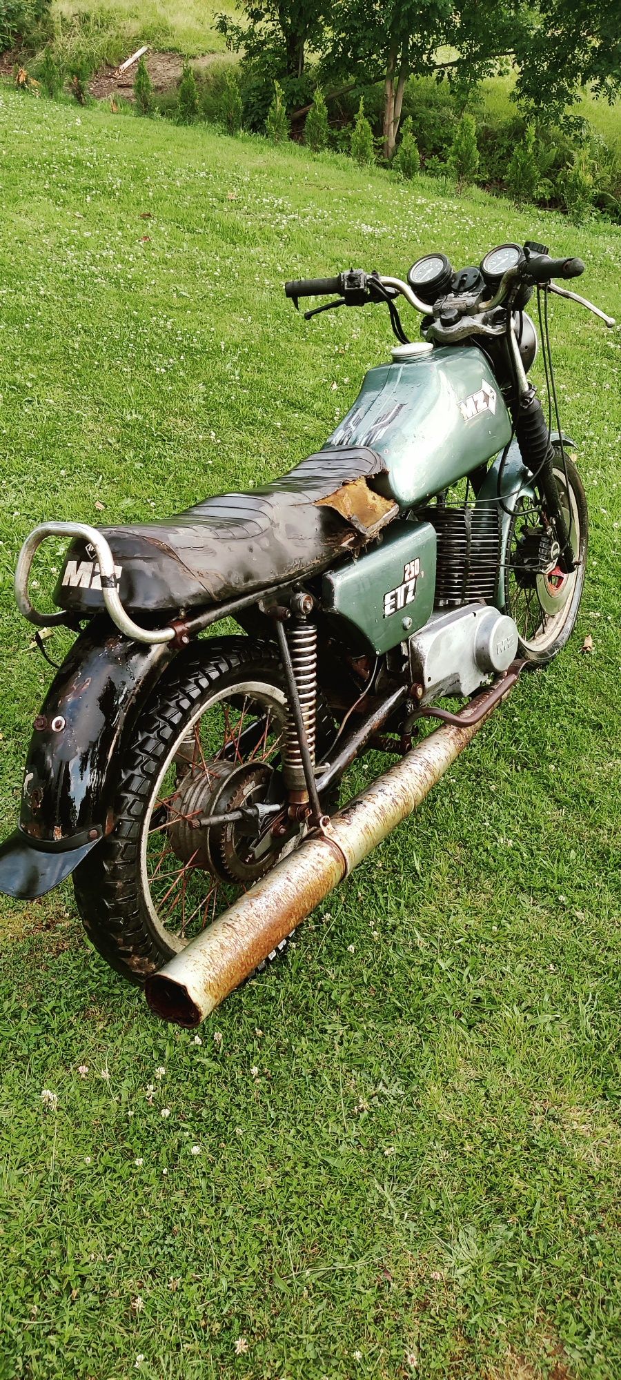 MZ ETZ 250 do remontu