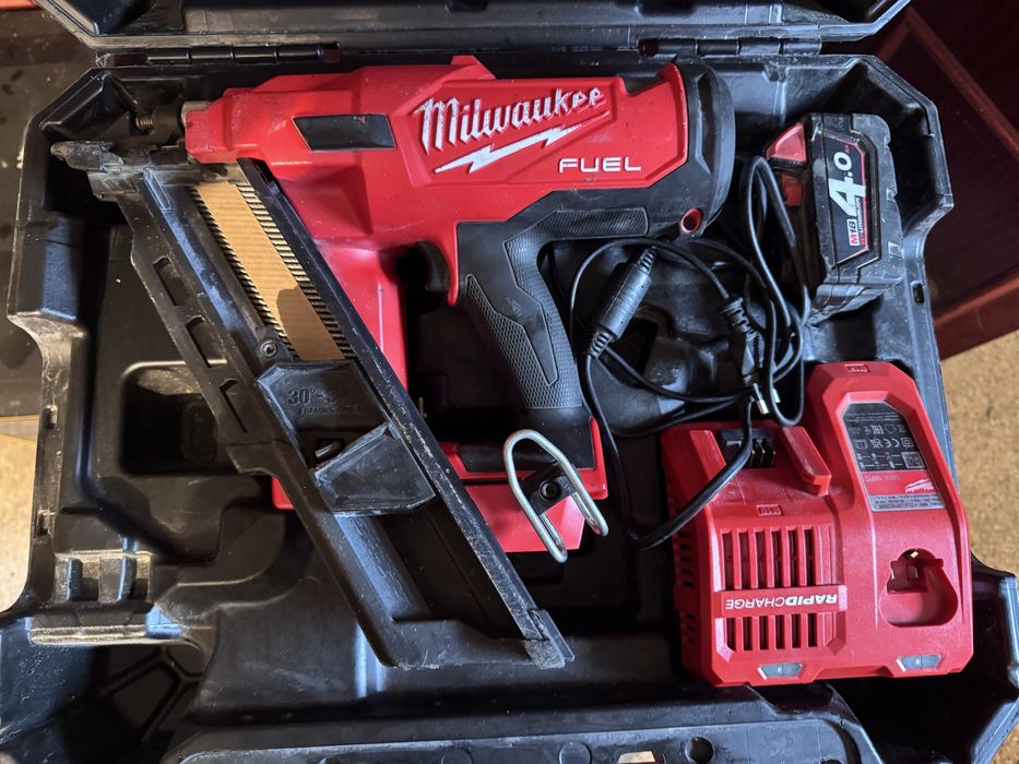 Gwozdziarka Milwaukee FFN M18