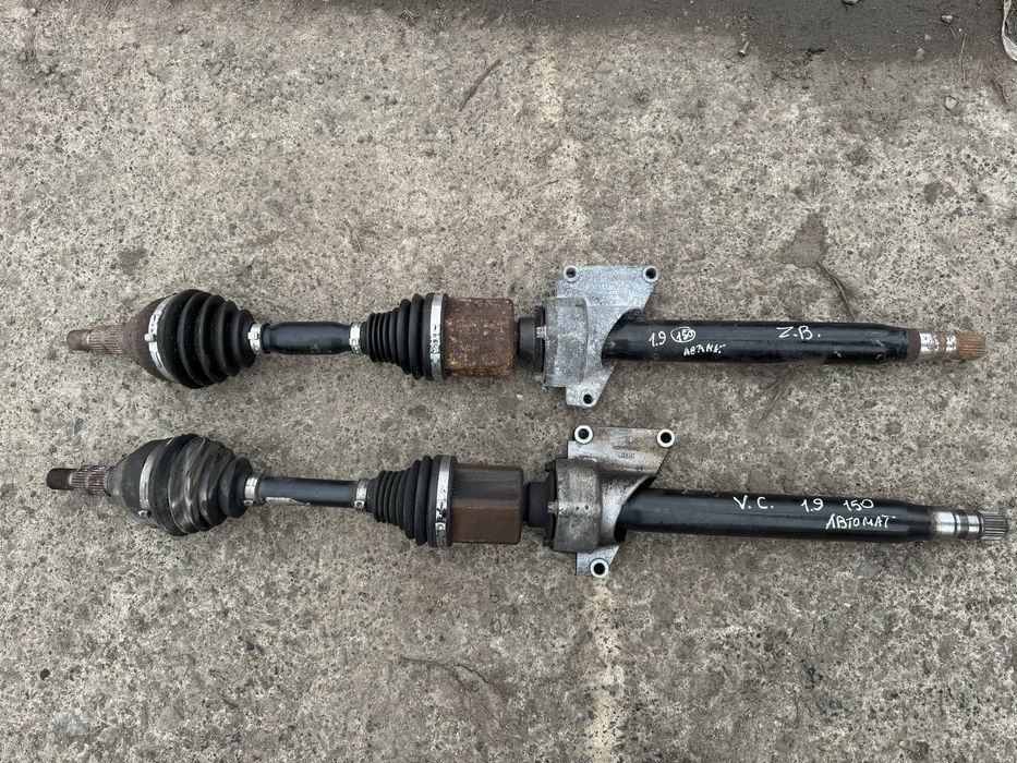 Полуось Опель Вектра Ц 1.9 дизель автомат, піввісь права Опель Зафіра