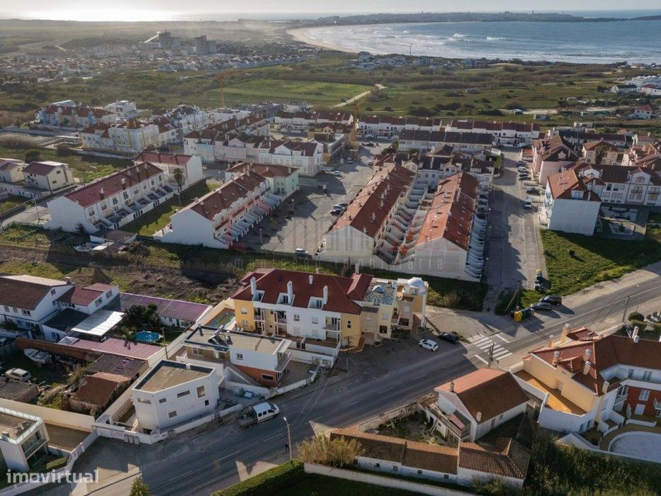 Prédio Novo no Baleal para Venda