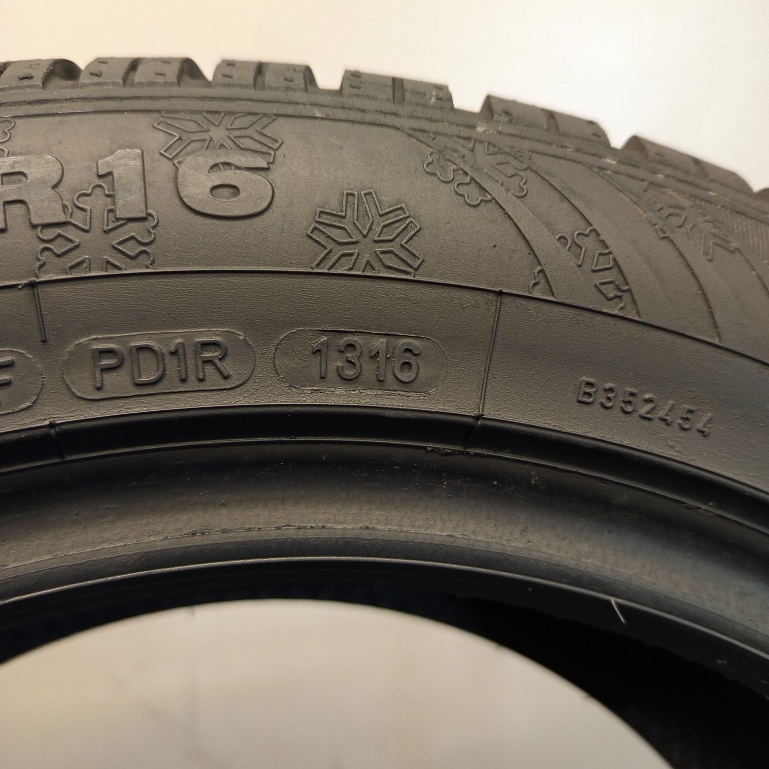 205/55R16 Dunlop SpWinterSport 4D