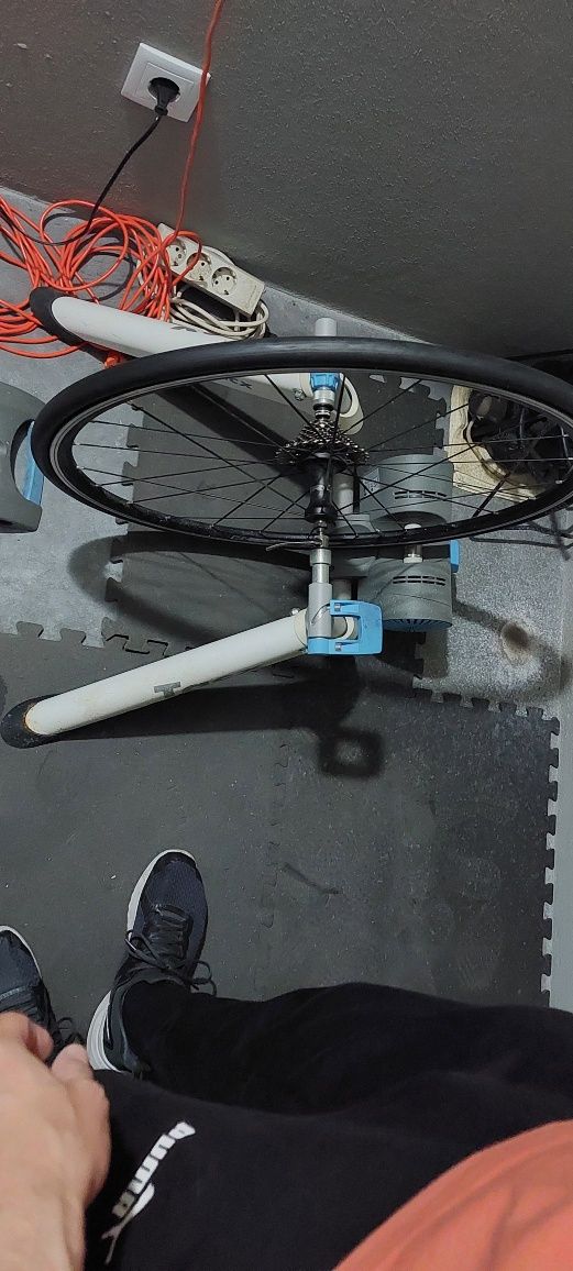 Rolo para bicicleta usado como novo