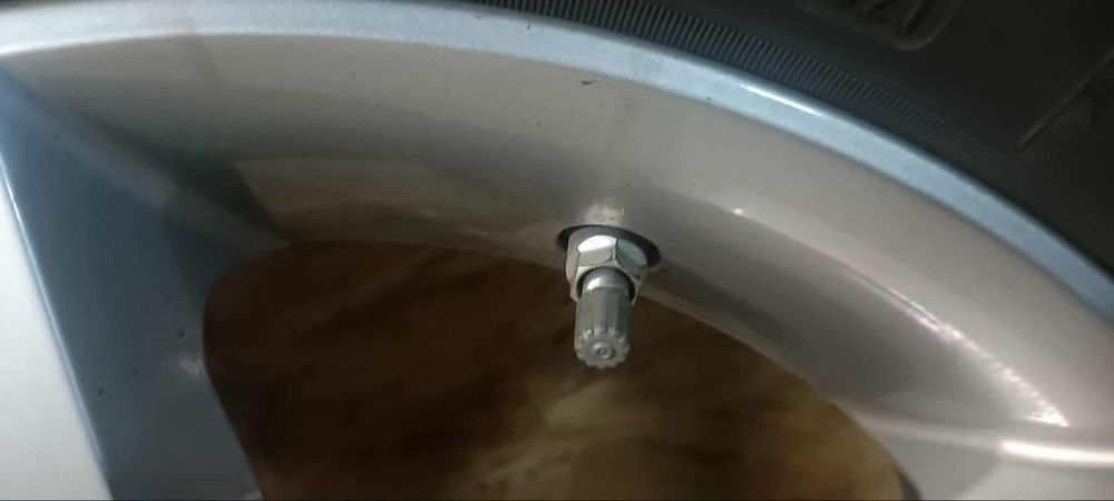Alufelgi Alusy Felgi Suzuki 5x114,3 15 czujniki opony