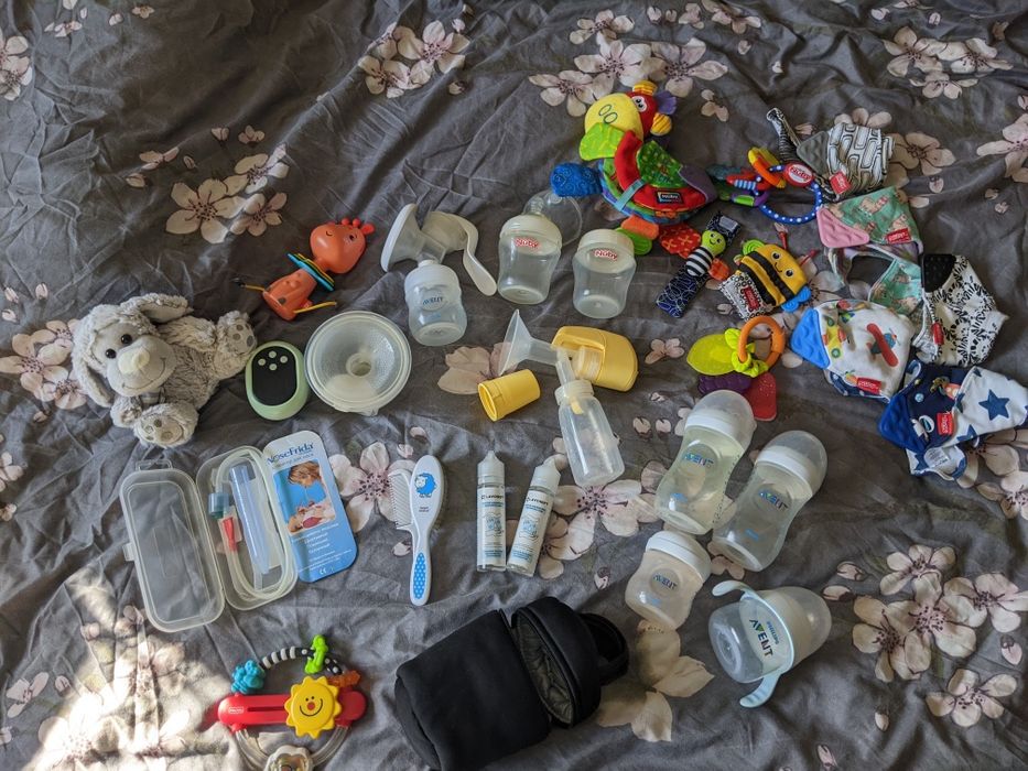 Молоковідсмоктувач Avent, Medela, Nuby , пляшечки , аспіратор для носа