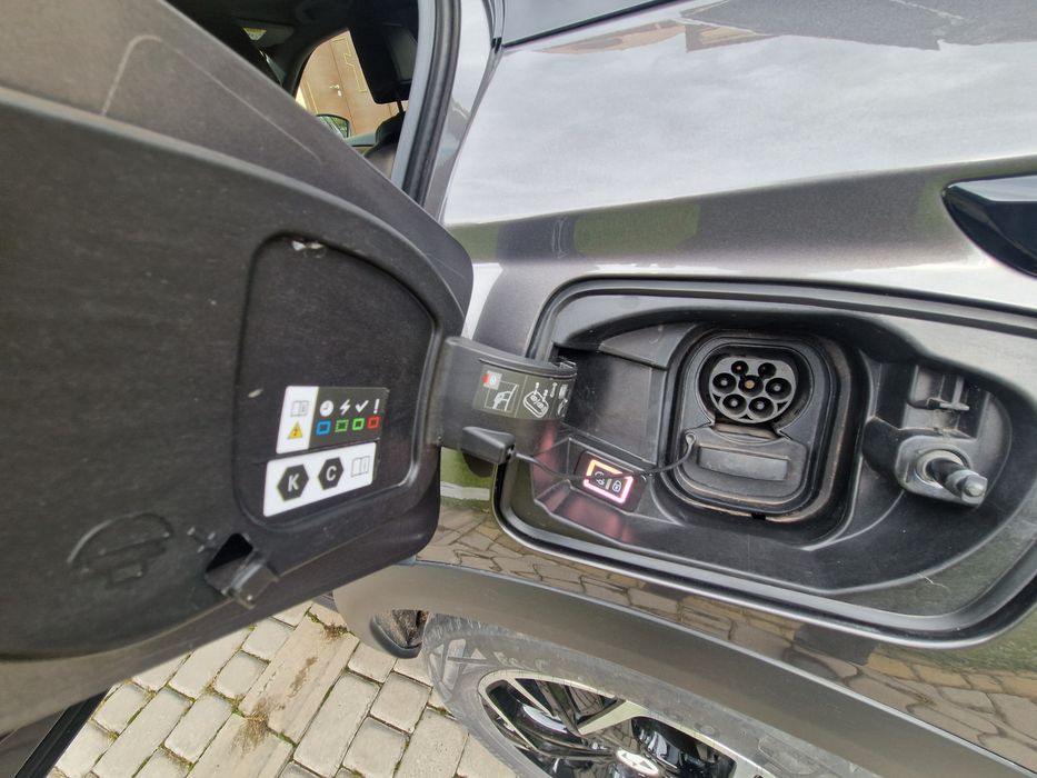 Електромобіль DS3