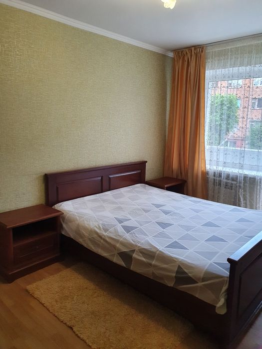 Здам в оренду 2-ох кімнатну квартиру по вул.Стуса