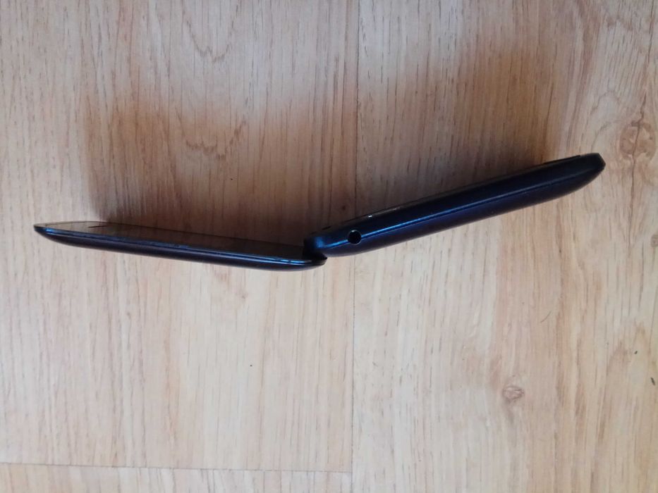 Телефон Alcatel One Touch 1035D 2сім карти/жабка відмінний стан