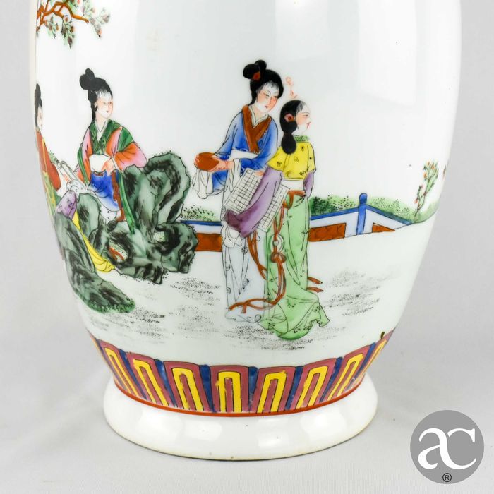Jarrão porcelana da China, com caracteres chineses, CIRCA 1960
