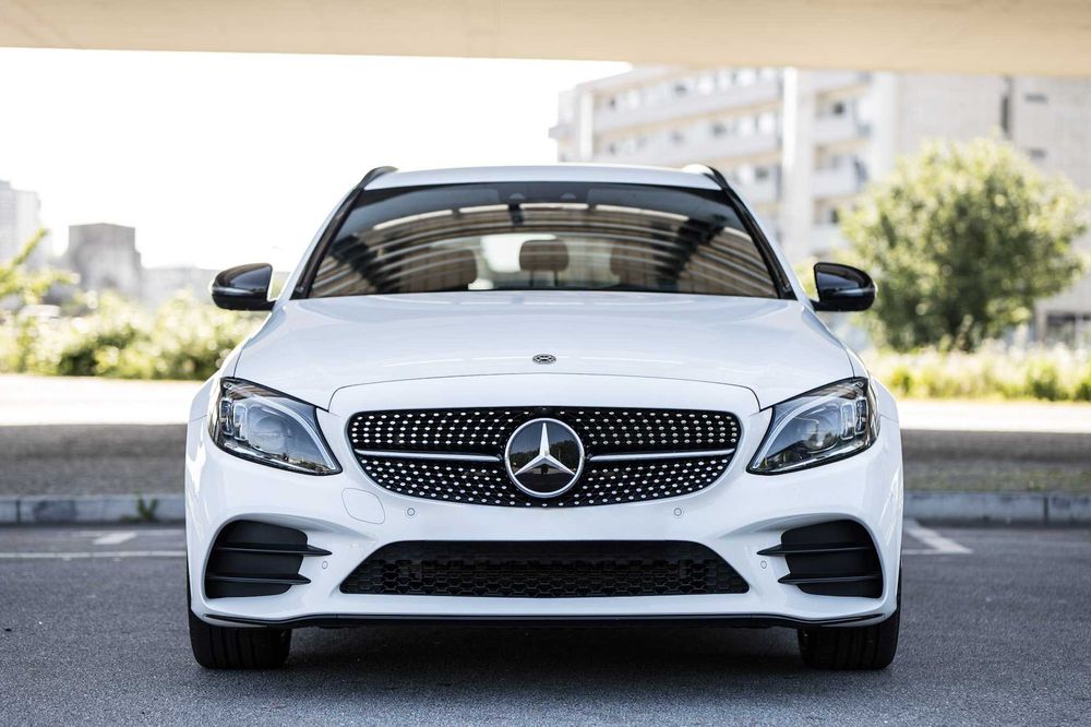 Mercedes-Benz c300de | AMG | Pack Night | Ambient | Autopilot | Full