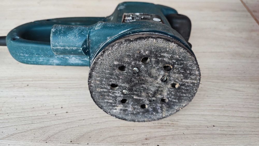 Шліфмашина ексцентрикова Blaucraft BES-420E