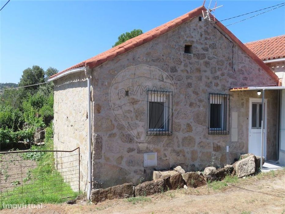 Moradia T1 para venda