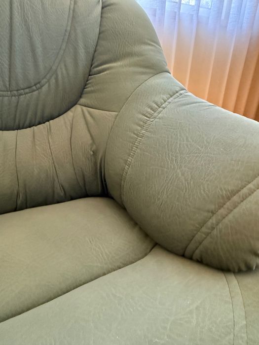 Sofás Verdes , em ótimo estado