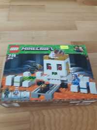 Lego Minecraft 21145 Czaszkowa arena