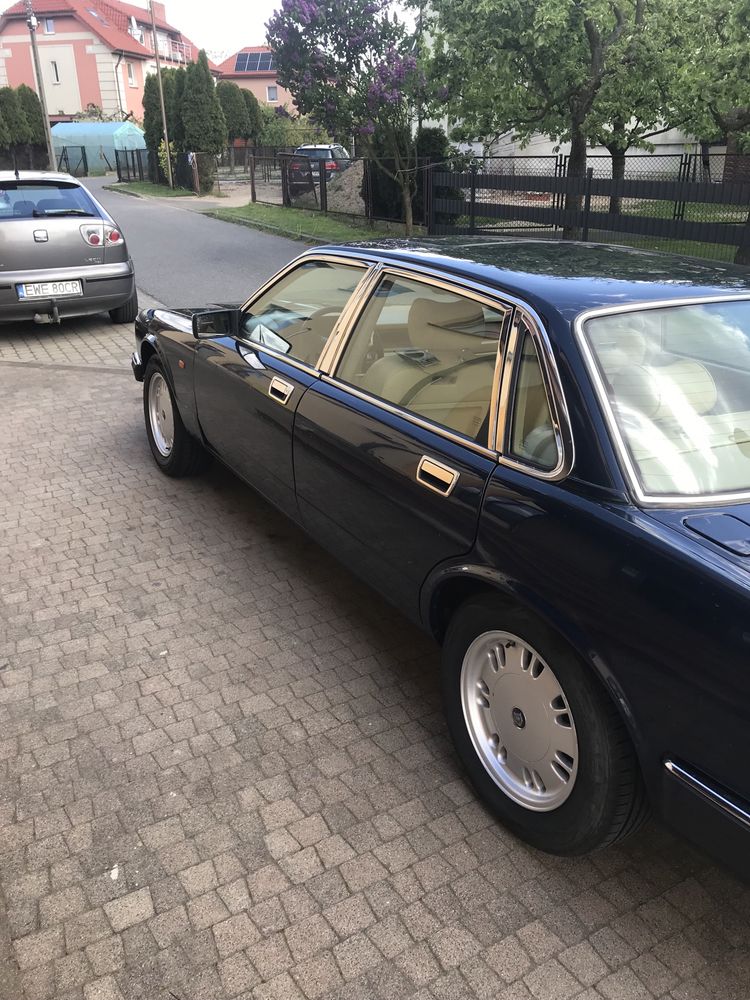 Jaguar Sovereign Xj40  r6 4.0