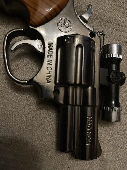 Зажигалка запальничка пістолет