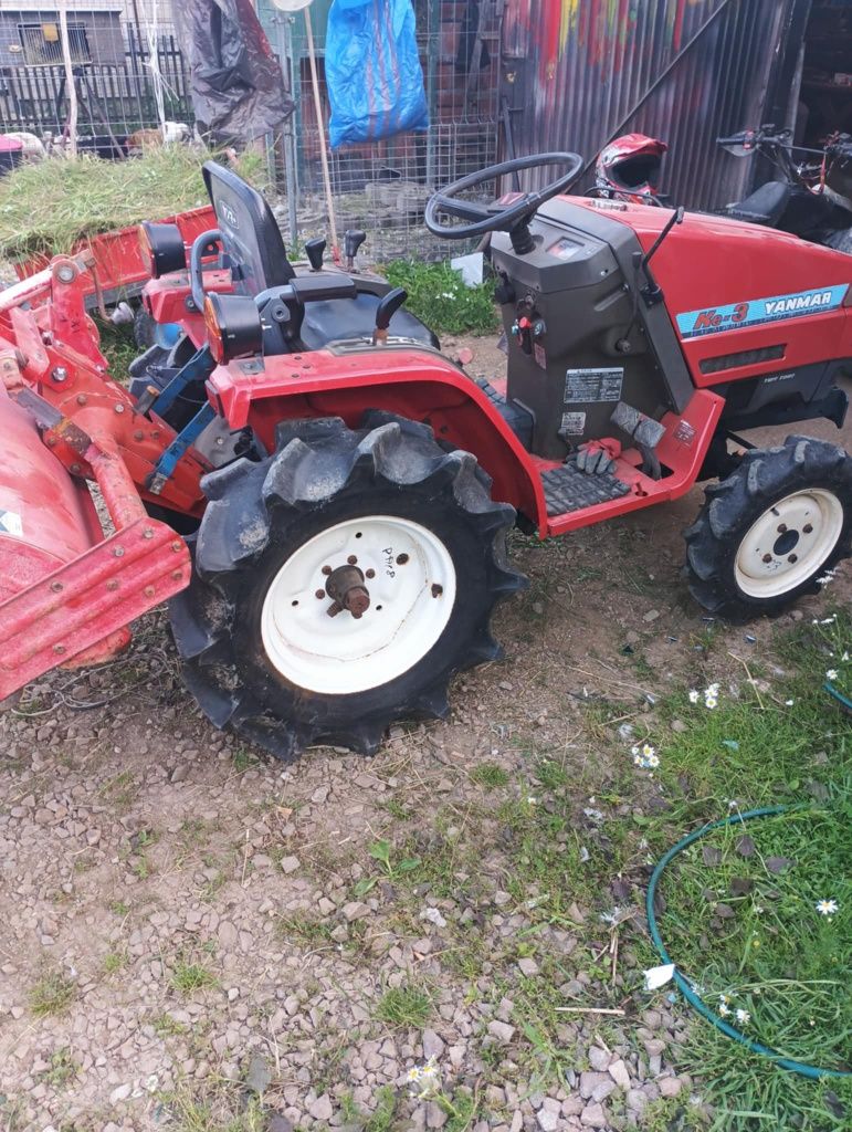 Traktor yanmar ke3