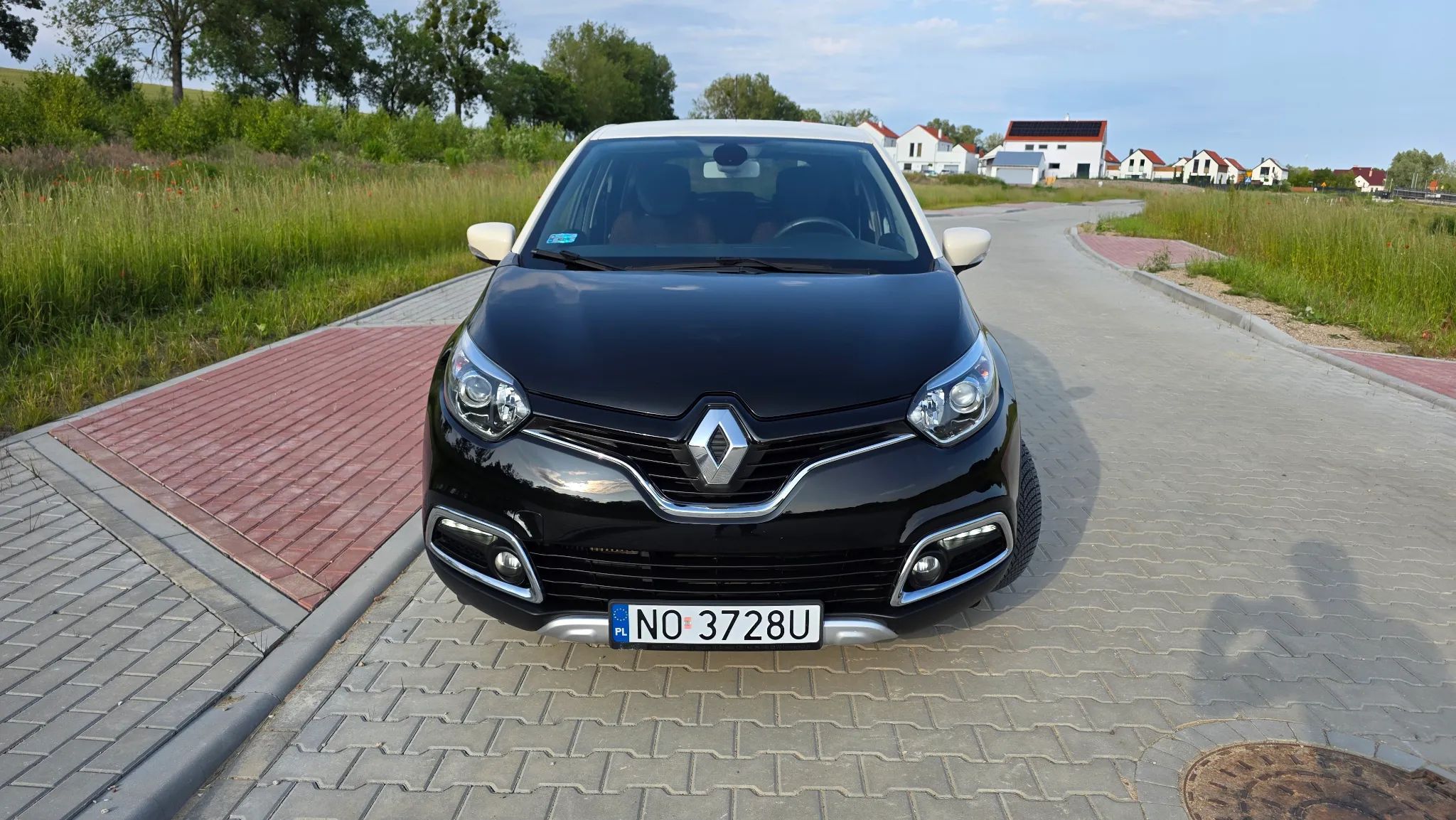 Renault Captur Renault Captur 1.2TCe Helly Hansen EDC