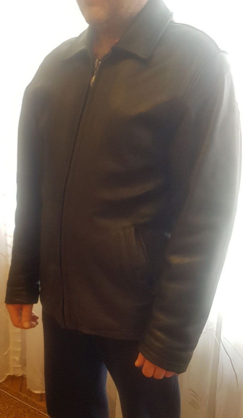 Куртка кожаная черная
