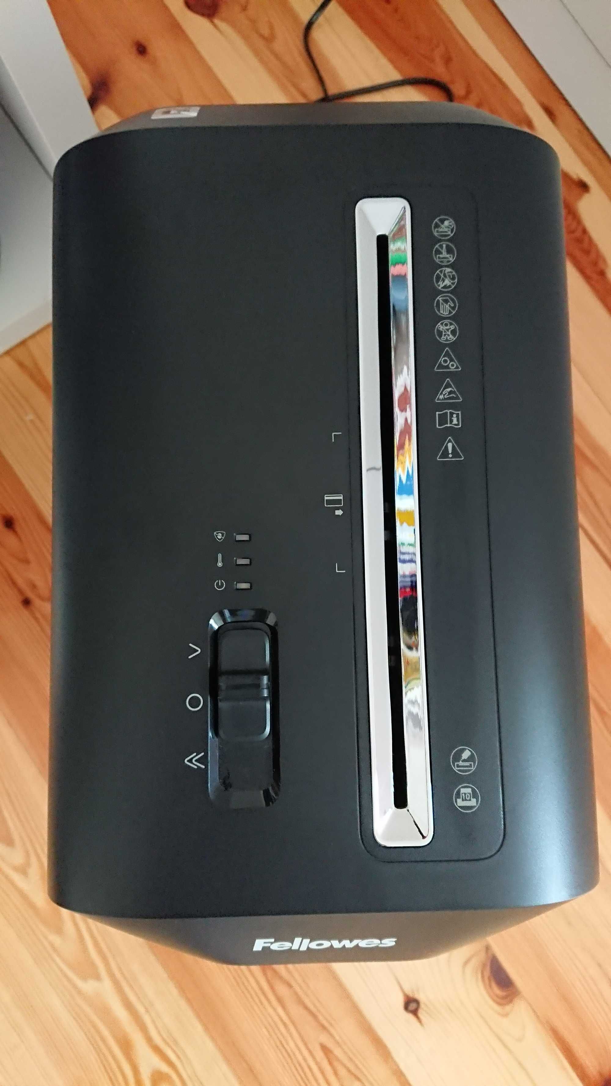 Niszczarka Fellowes LX65 P4