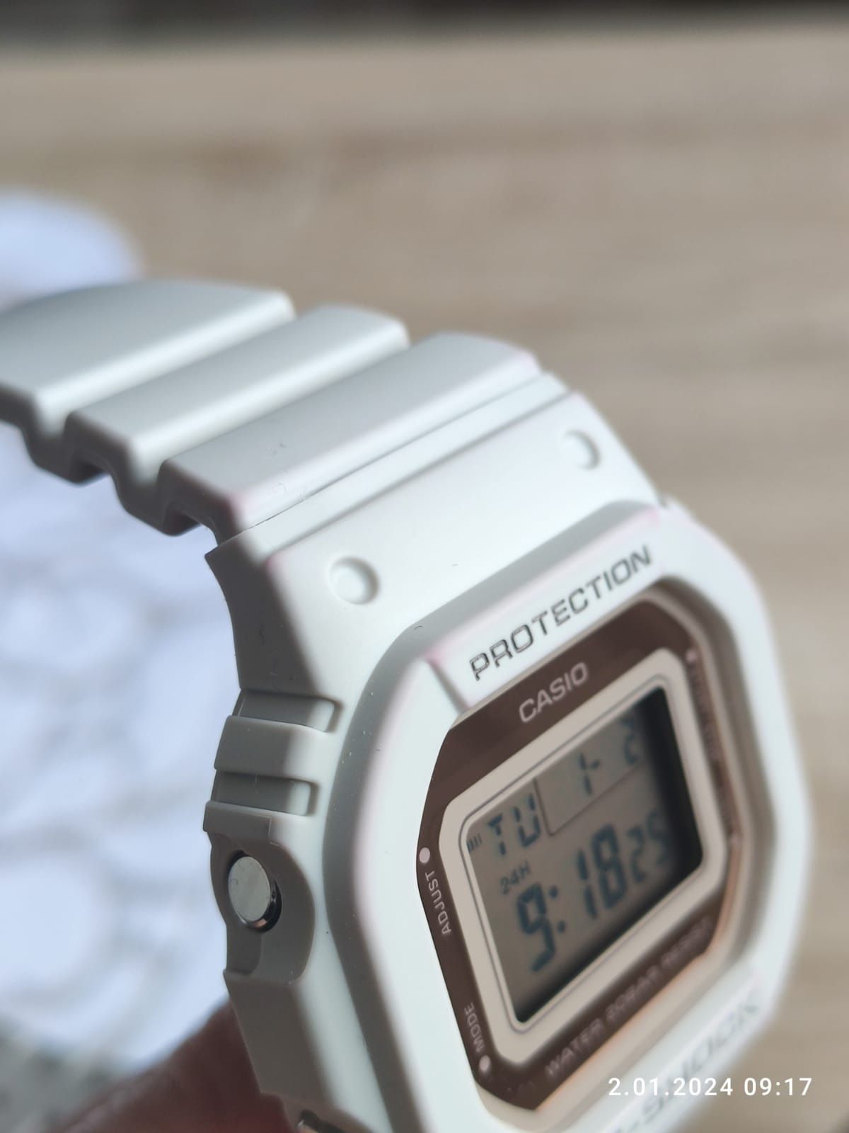 Sprzedam zegarek damski Casio G-SHOCK