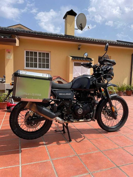 Himalayan 411 Granite Black 2021