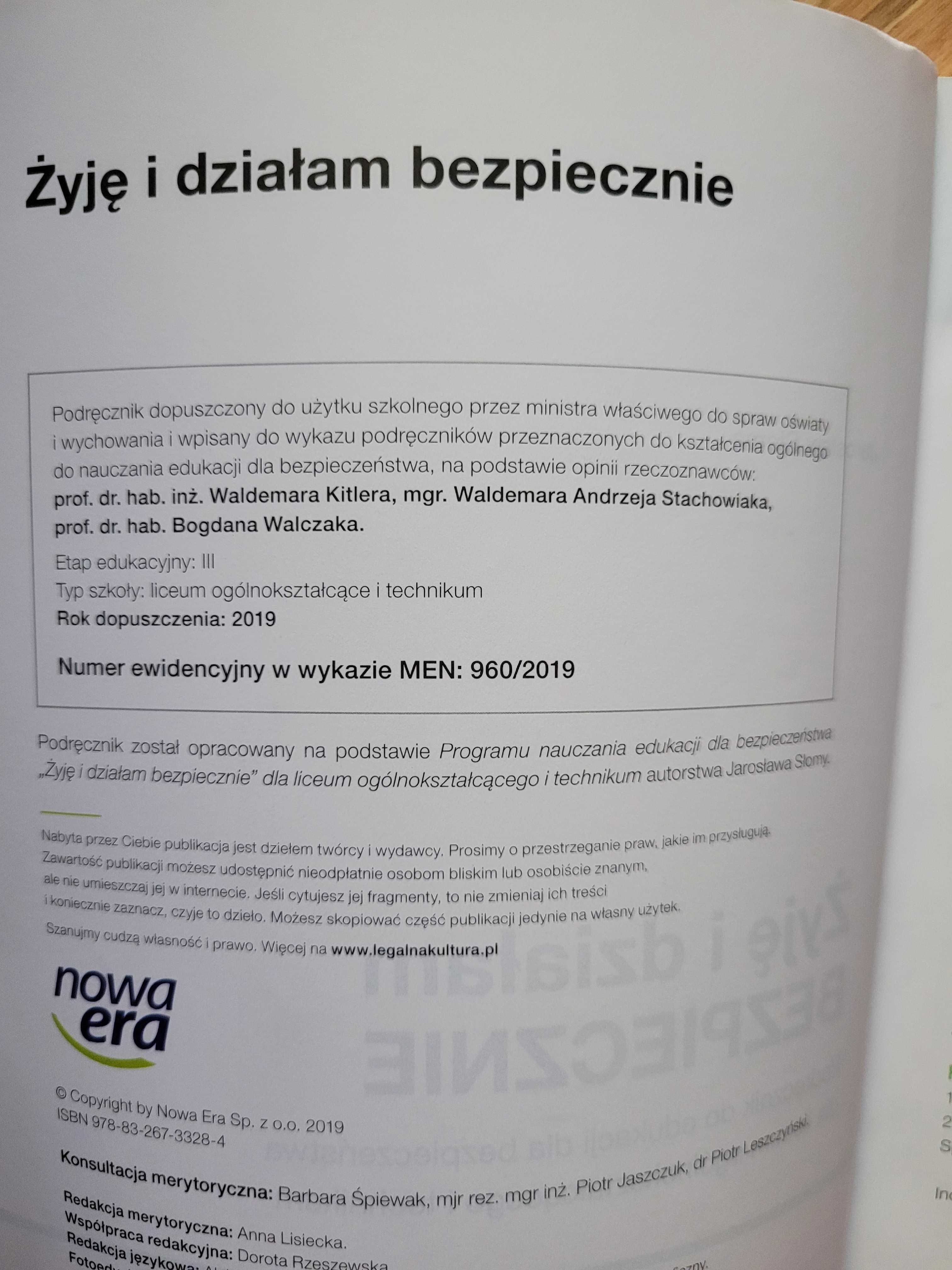 Żyje I działam bezpiecznie podręcznik do EDB Liceum I technikum