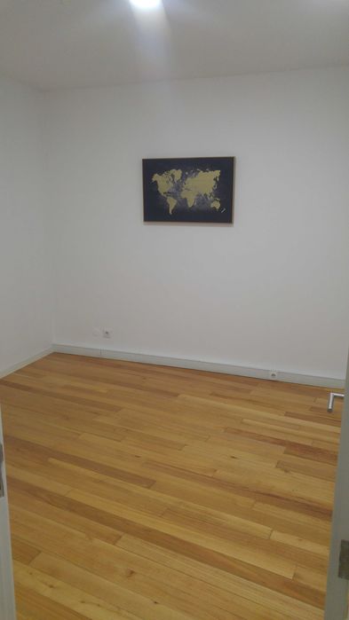 Excelente escritório/serviços no Carandá - Centro de Braga