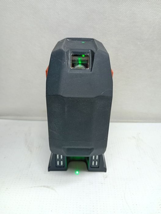 HILTI laser  punktowy PM 2-PG