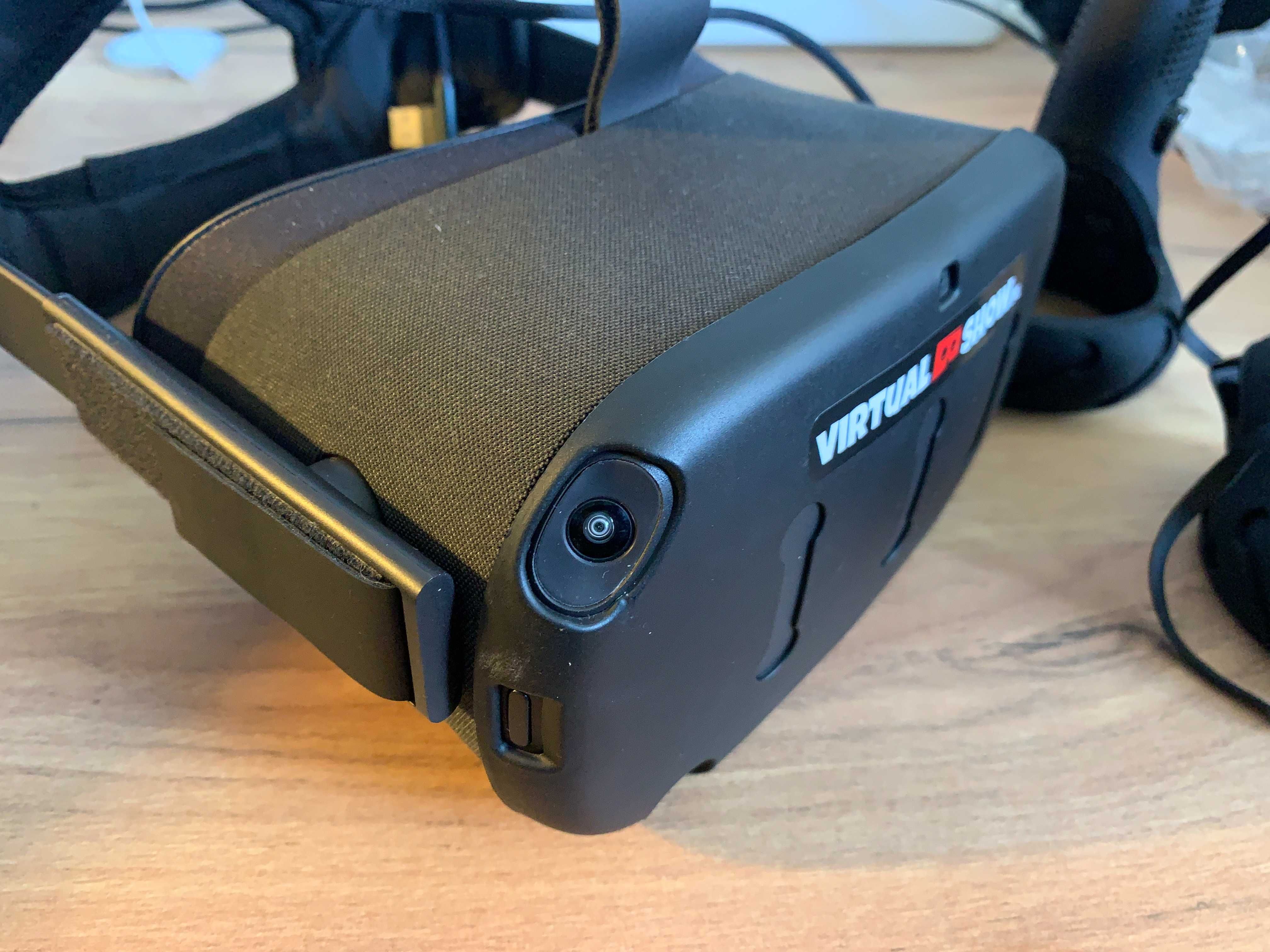 Gogle VR Oculus Quest 64GB + dodatki i wyposażenie