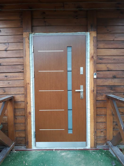 Drzwi zewnętrzne drewniane PŁYTOWE 82mm Garwolin Czyste powietrze