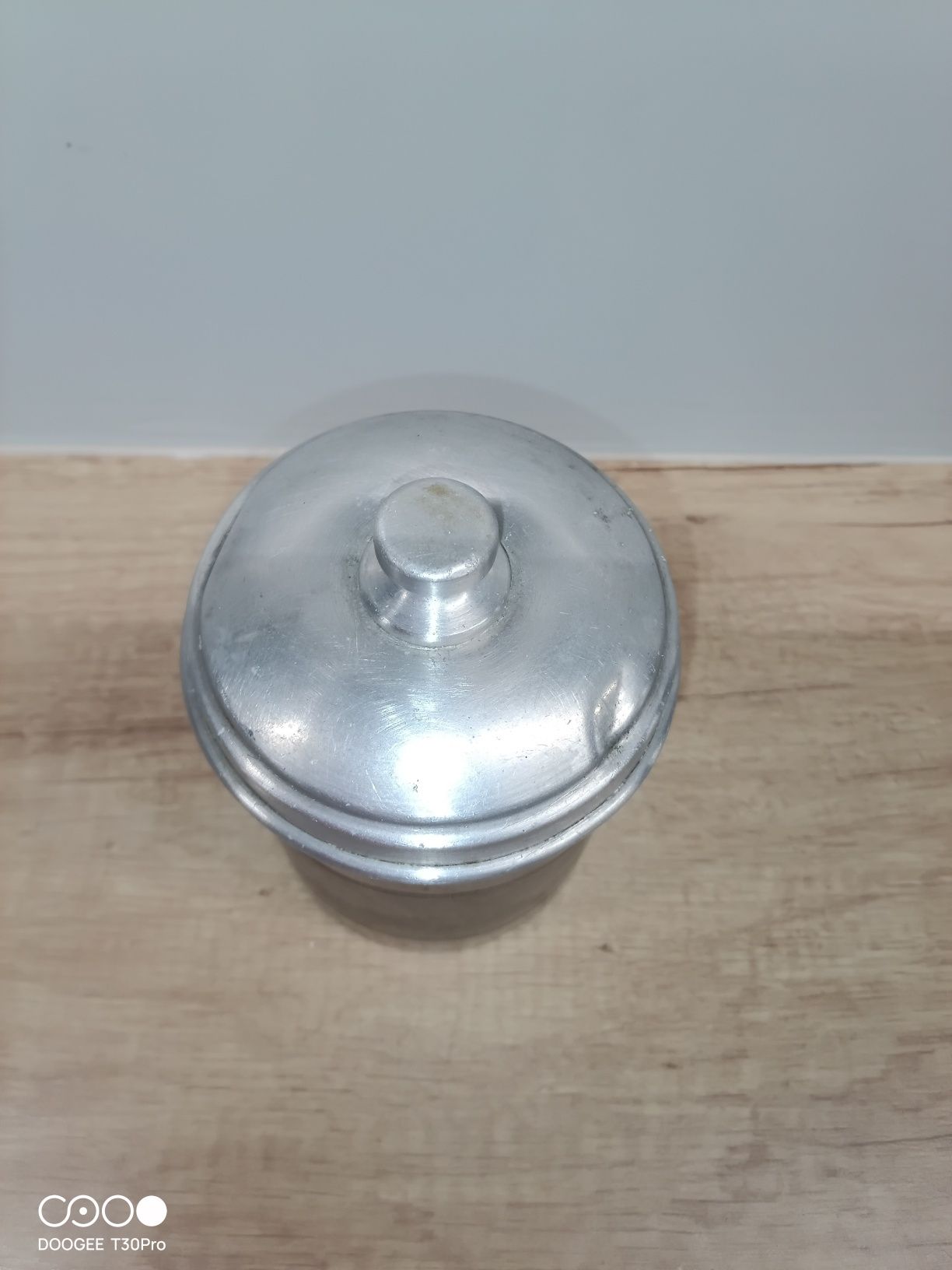 Stary aluminiowy pojemnik na cukier, PRL