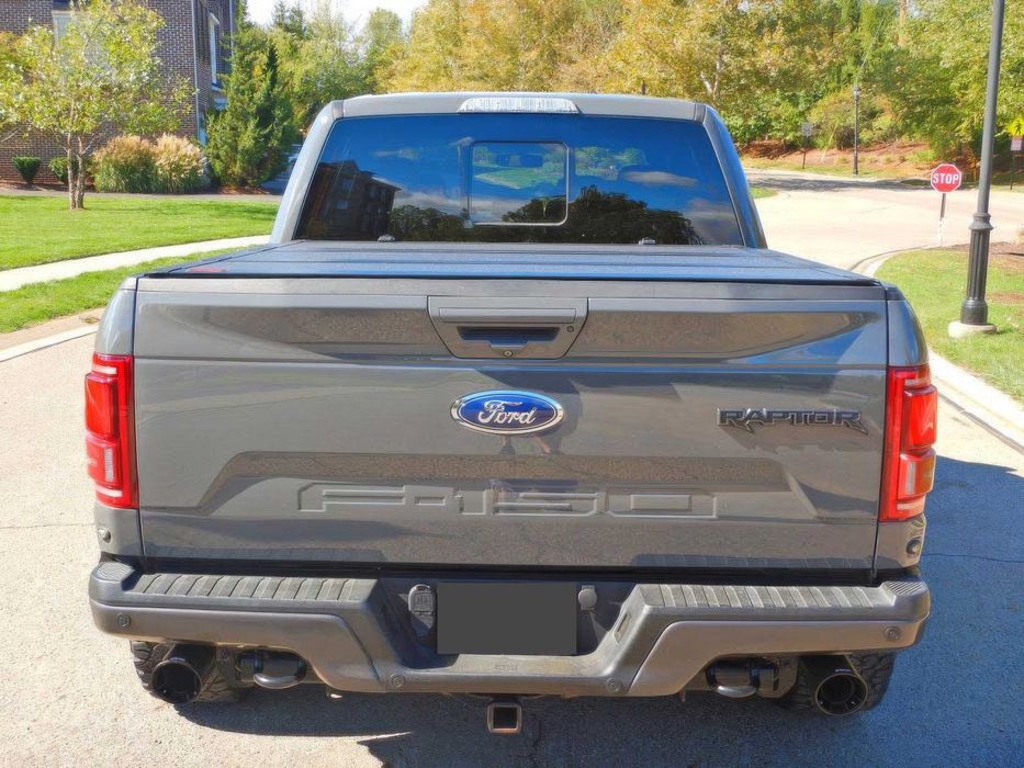 Ford F-150 Raptor SuperCrew      2018